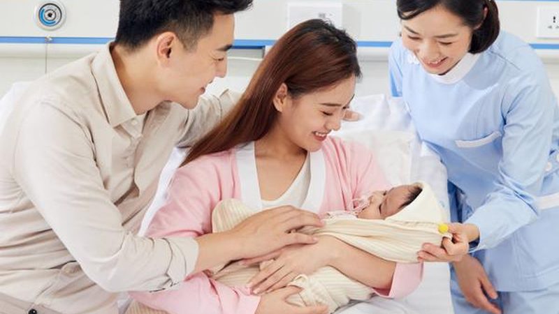 小儿推拿按摩板，木质和塑料到底差在哪
